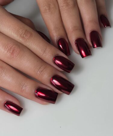 ongles rouge chrome